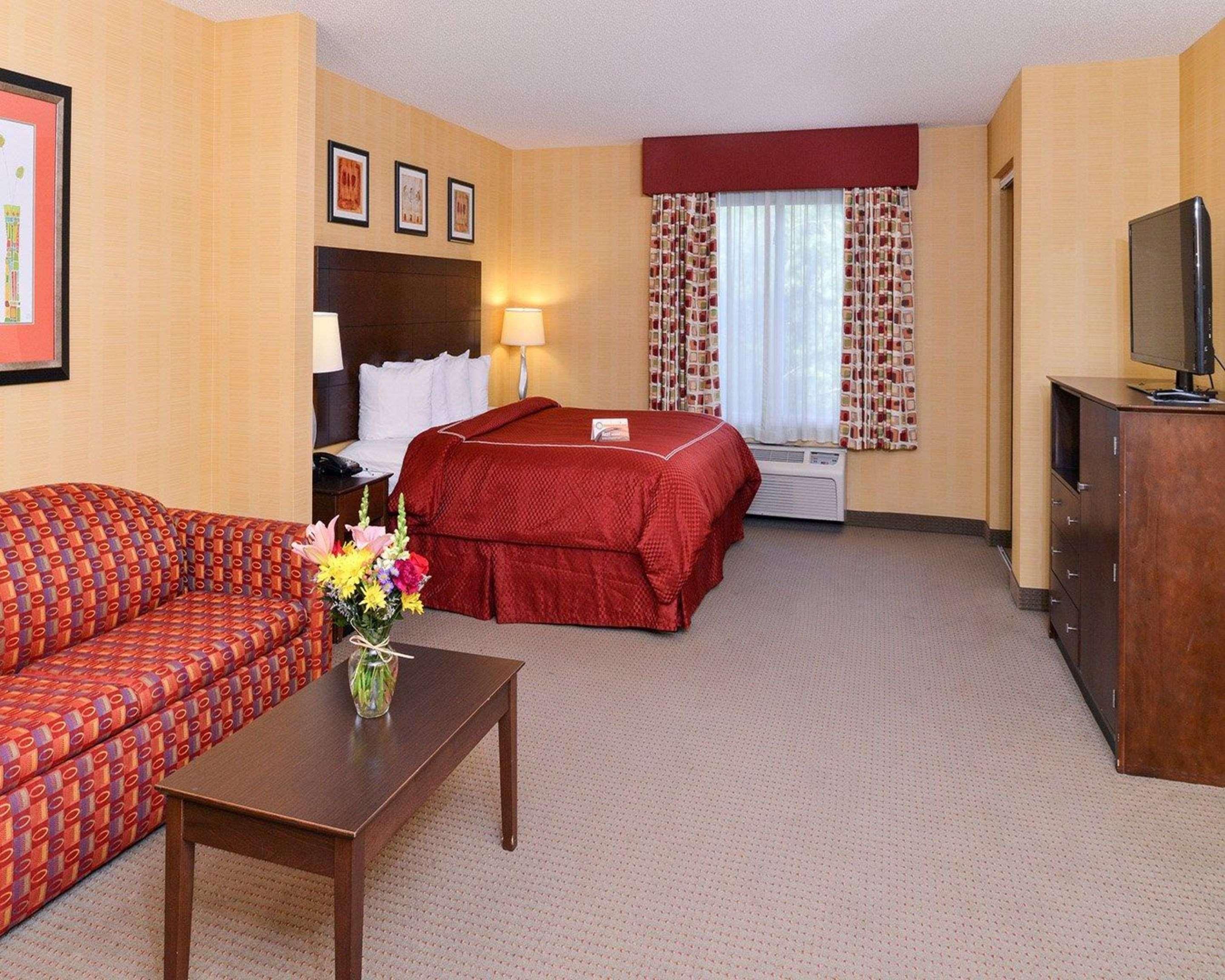 Quality Suites Stratford Exteriér fotografie