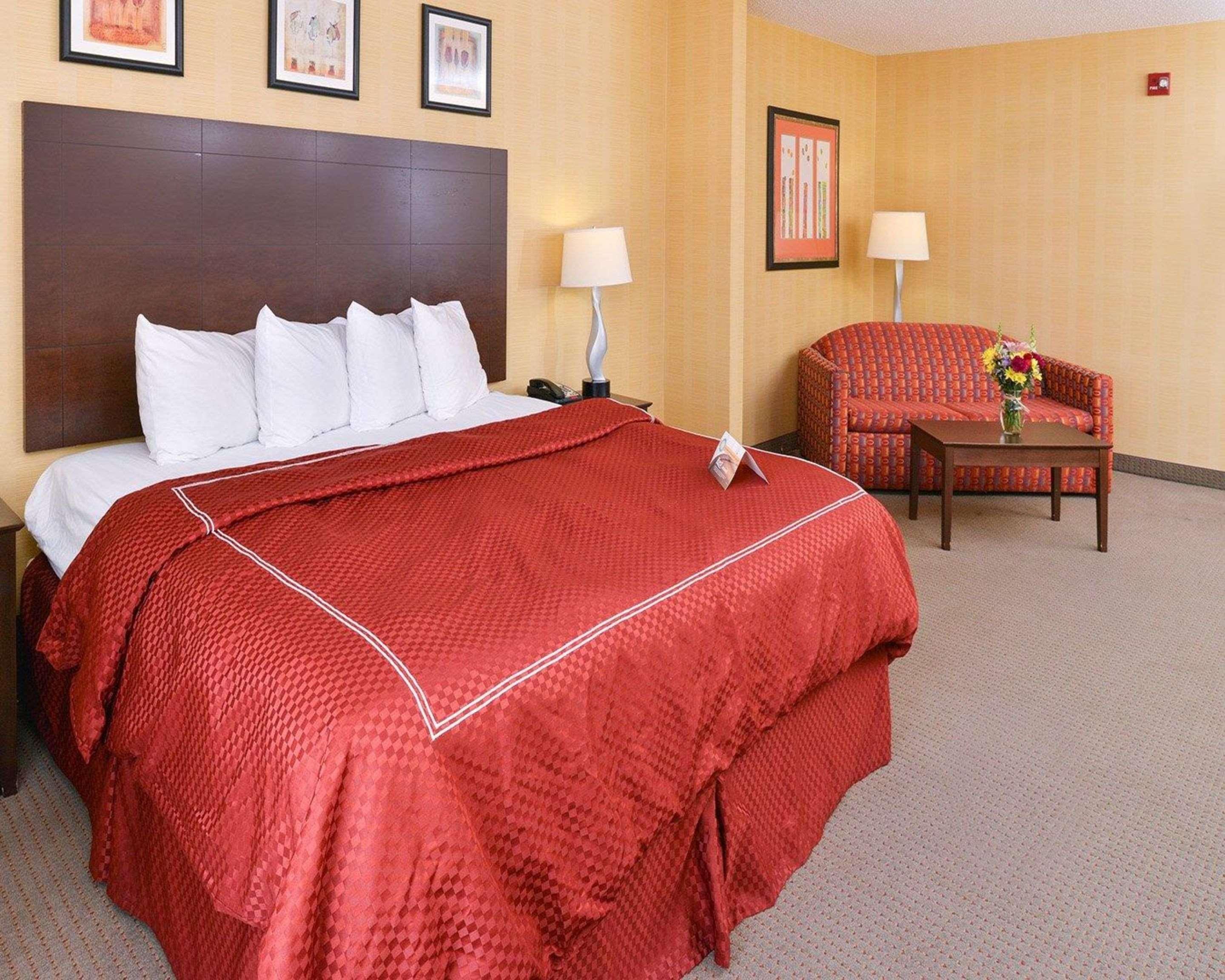 Quality Suites Stratford Exteriér fotografie