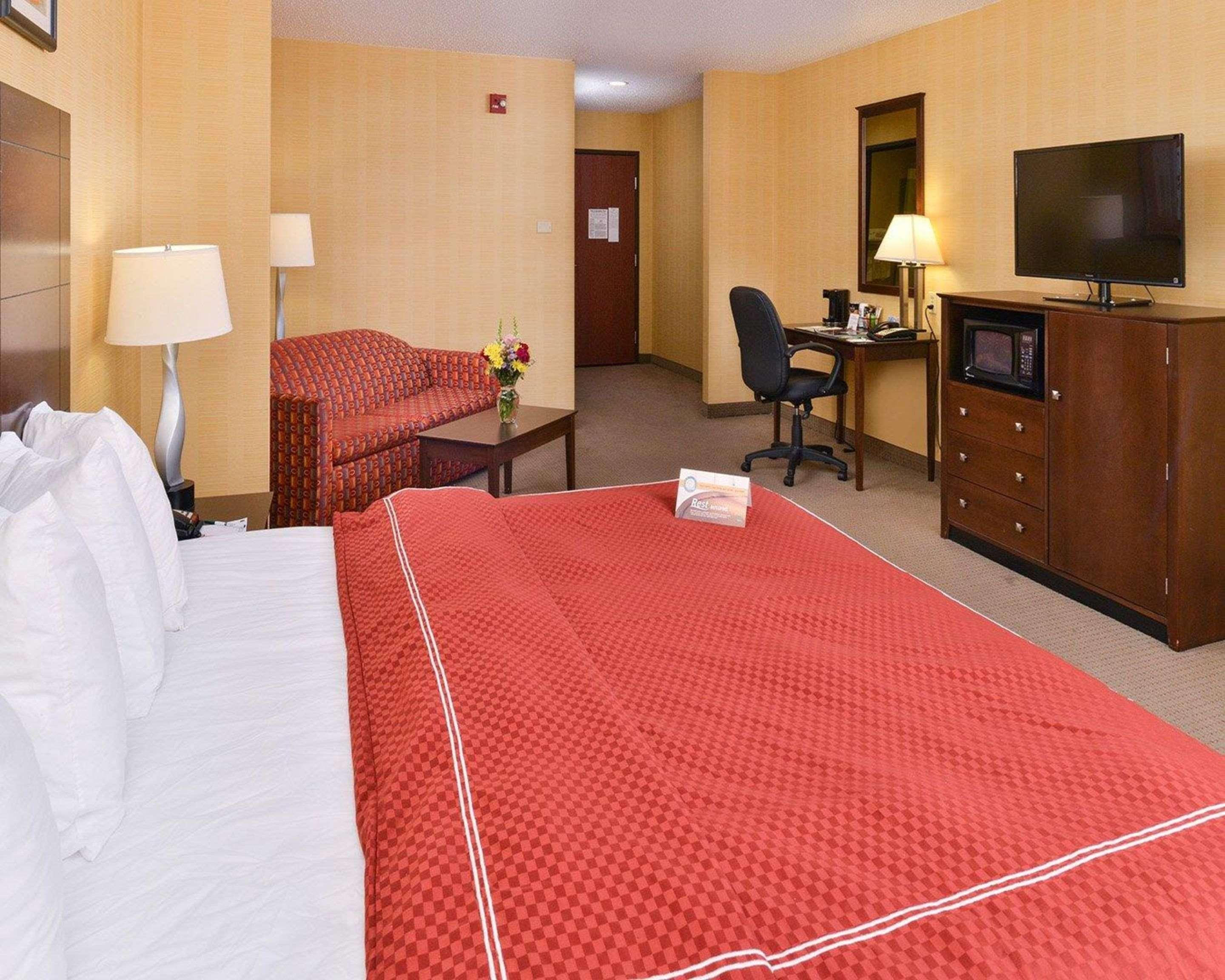 Quality Suites Stratford Exteriér fotografie