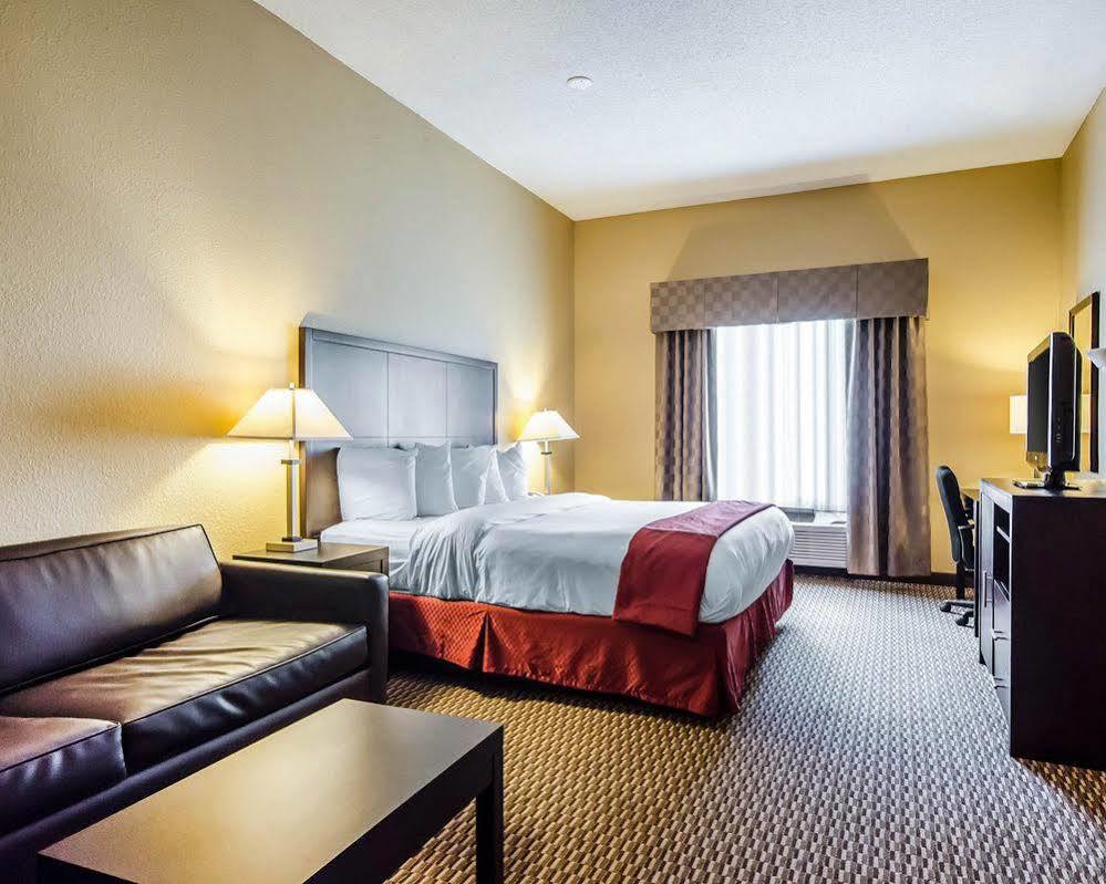 Quality Suites Stratford Exteriér fotografie